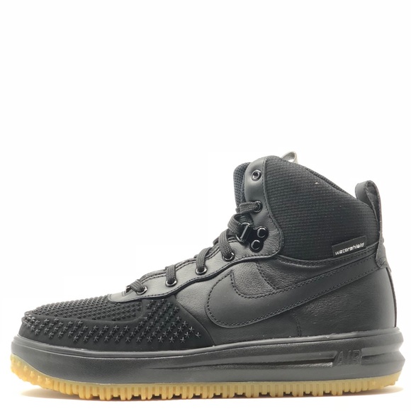 nike duckboot black